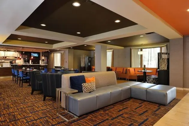 Courtyard Bentonville - Lobi