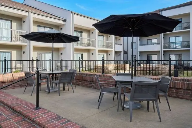 Courtyard Birmingham Hoover - Havuz