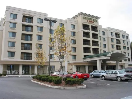 Courtyard Boston Natick
