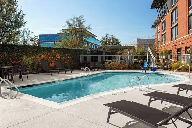 Courtyard Charleston Summerville - Havuz