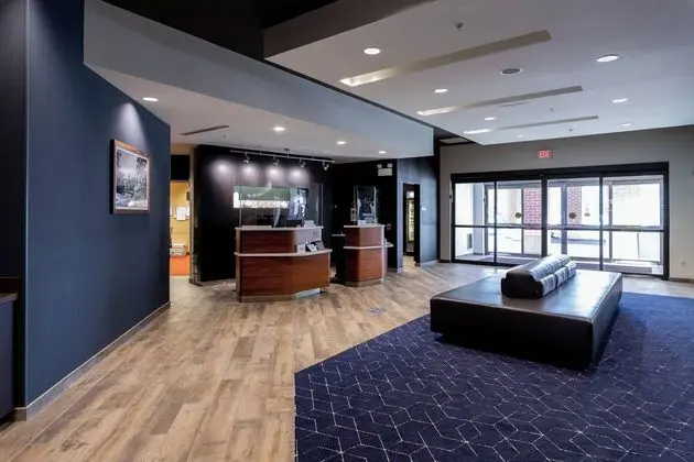 Courtyard Cincinnati Midtown/Rookwood - Lobi
