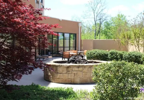 Courtyard Clarksville
