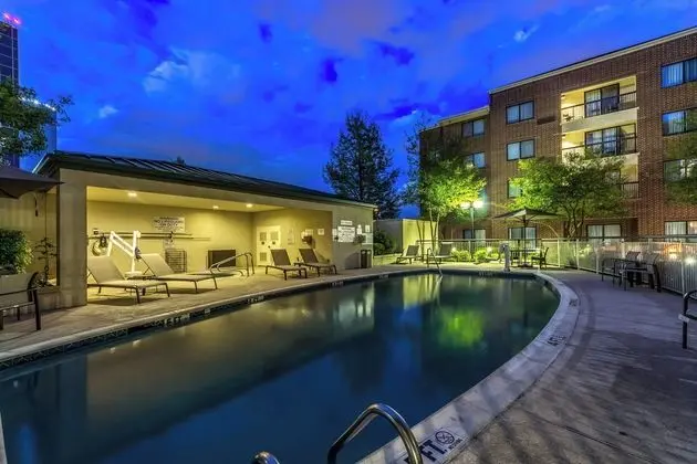 Courtyard Dallas DFW Airport South/Irving - Havuz