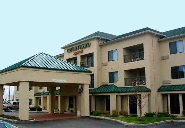 Courtyard Dayton North