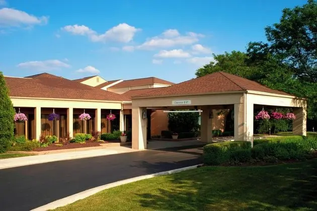 Courtyard Detroit Dearborn - Dış Mekan