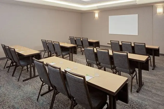 Courtyard Fort Worth I-30 West Near Naval Air Station-JRB