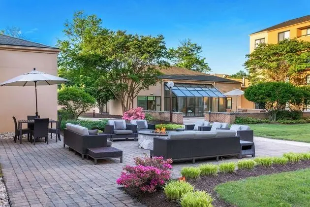 Courtyard Greenbelt