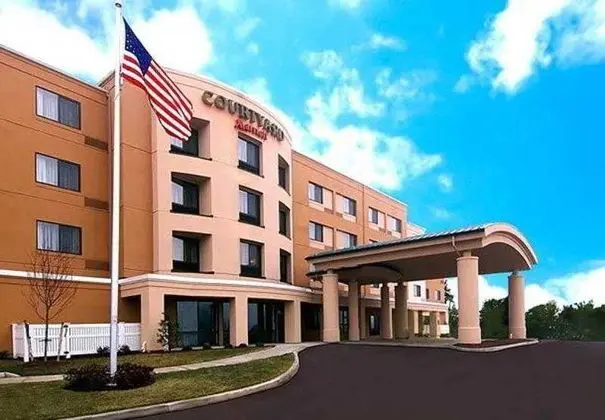 Courtyard Hartford Farmington