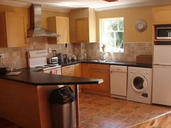 Courtyard Holiday Cottages - Mutfak