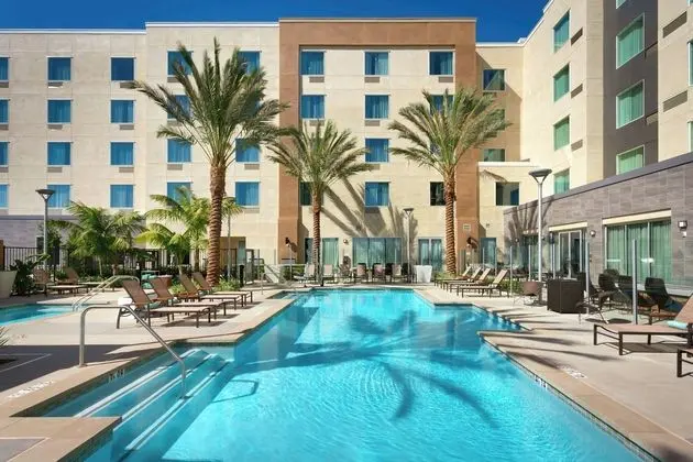 Courtyard Los Angeles Lax Hawthorne - Havuz