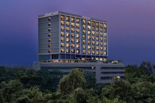 Courtyard By Marriott Ahmedabad Sindhu Bhavan Road
