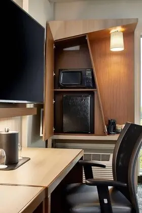 Courtyard by Marriott Albany Airport - Oda