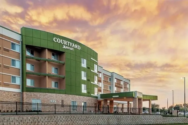 Courtyard by Marriott Ardmore - Dış Mekan