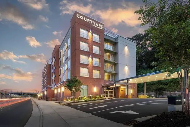 Courtyard by Marriott Asheville Biltmore Village - Dış Mekan