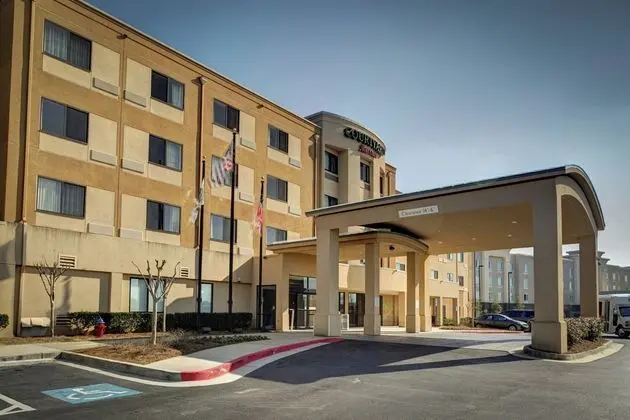 Courtyard by Marriott Atlanta Airport West - Dış Mekan