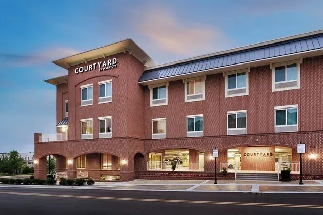 Courtyard by Marriott Atlanta Duluth Downtown - Dış Mekan