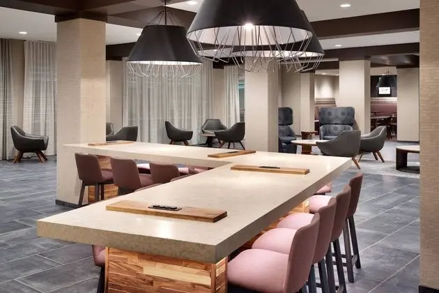 Courtyard by Marriott Atlanta Duluth Downtown - Yerinde Yemek