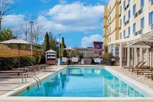Courtyard by Marriott Atlanta Lithia Springs - Havuz