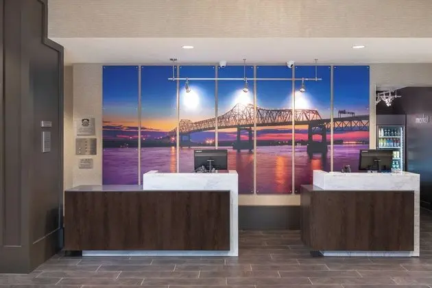 Courtyard by Marriott Baton Rouge Downtown - Lobi