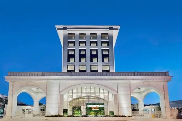 Courtyard by Marriott Bengaluru Hebbal - Dış Mekan
