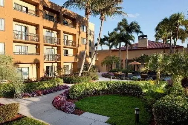 Courtyard by Marriott Boca Raton