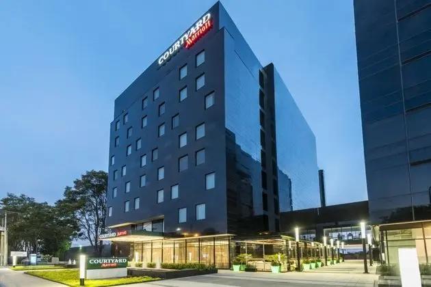 Courtyard by Marriott Bogota Airport