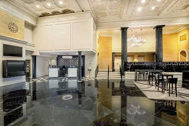 Courtyard by Marriott Boston Downtown - Lobi