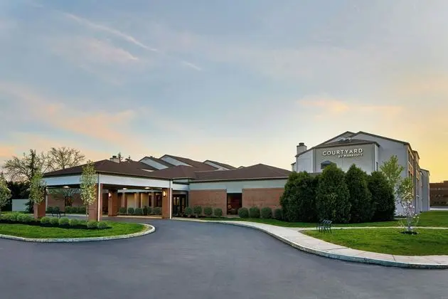 Courtyard by Marriott - Brighton - Dış Mekan