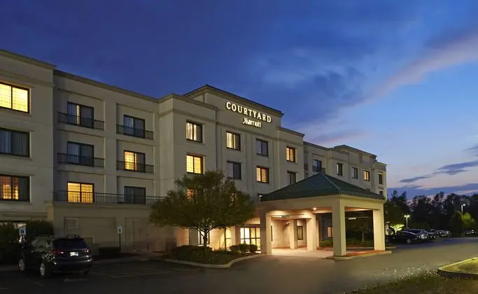 Courtyard by Marriott Buffalo Amherst/University