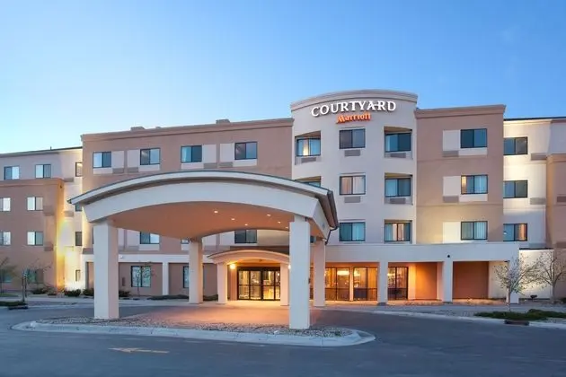 Courtyard by Marriott Casper - Dış Mekan