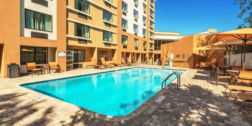 Courtyard by Marriott Charlotte Airport/Billy Graham Parkway