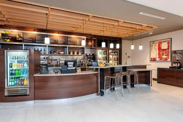 Courtyard by Marriott Cleveland Elyria - Yerinde Yemek