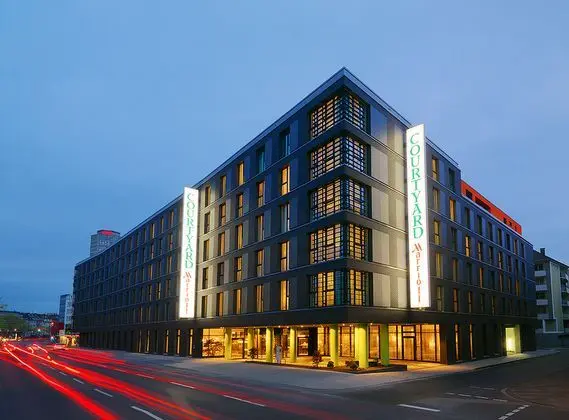 Courtyard by Marriott Cologne