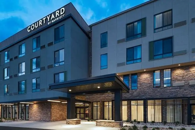 Courtyard by Marriott Colorado Springs North/Air Force Academy - Dış Mekan