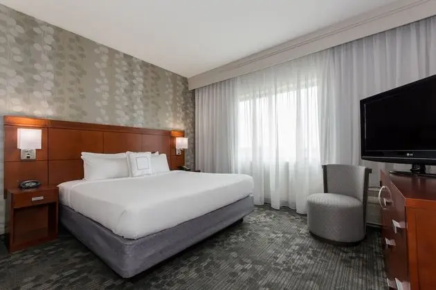 Courtyard Marriott Concord - Oda