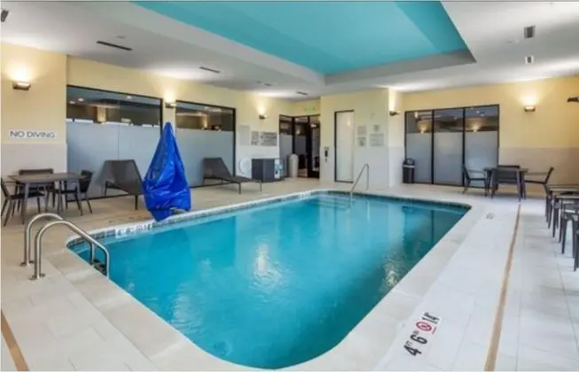 Courtyard by Marriott Conway - Havuz