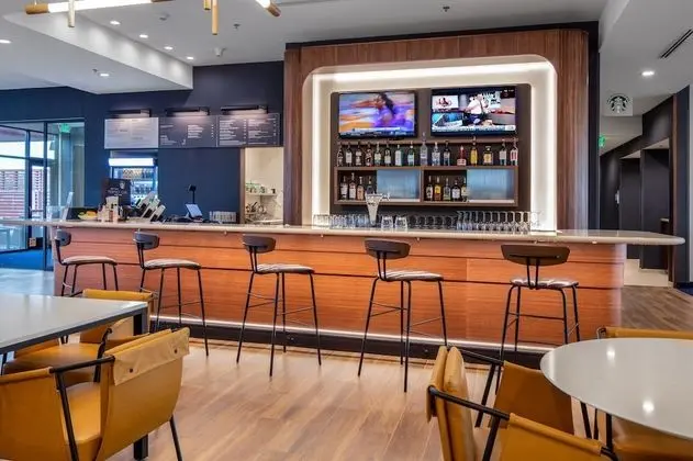 Courtyard by Marriott Conway - Yerinde Yemek