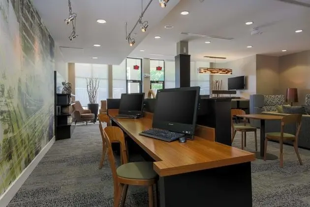 Courtyard by Marriott Dallas Arlington South