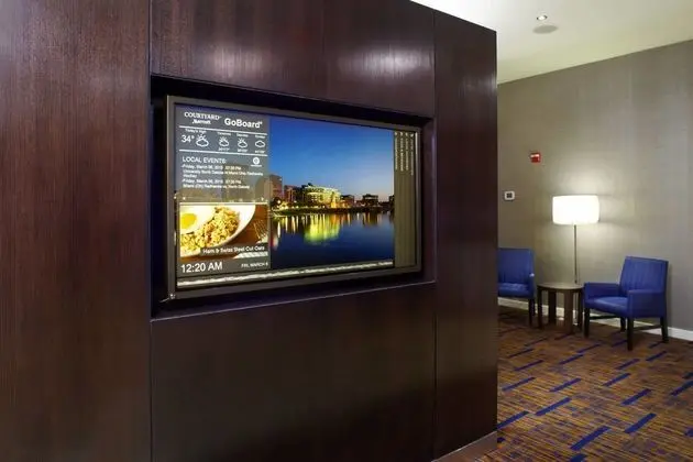 Courtyard by Marriott Dayton-University of Dayton - Genel