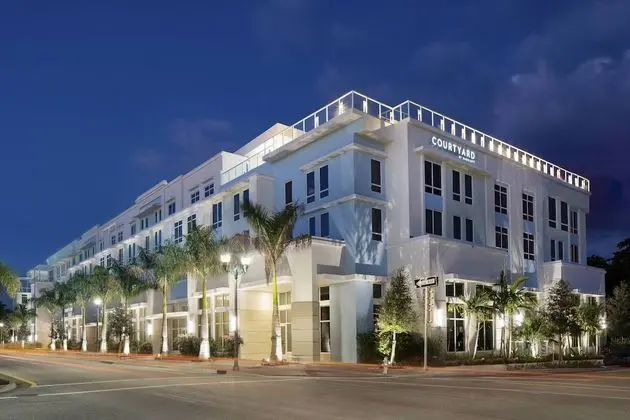 Courtyard by Marriott Delray Beach - Dış Mekan