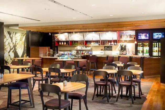 Courtyard Marriott Denton