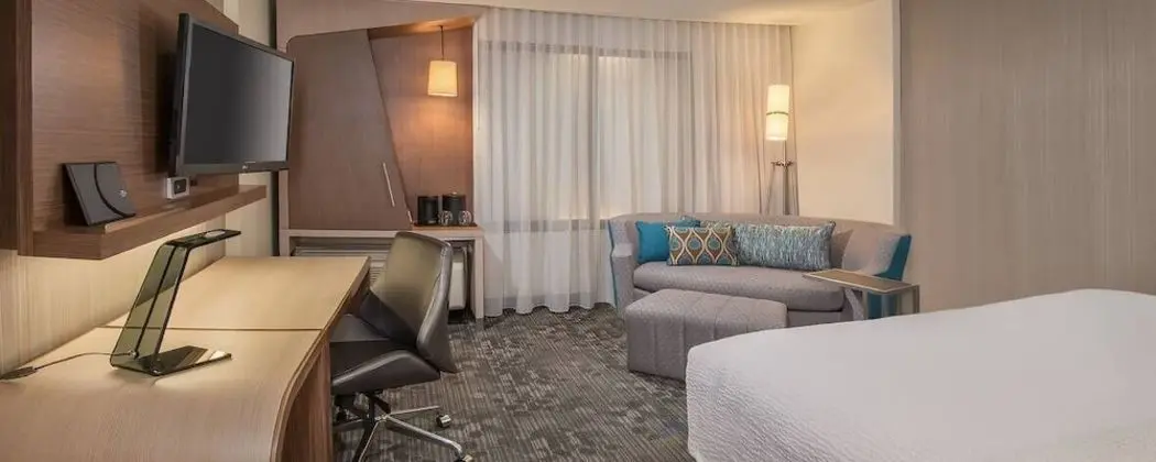 Courtyard by Marriott Elkhart - Oda