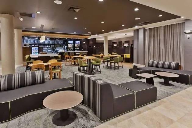 Courtyard by Marriott Greenville Mauldin - Dış Mekan