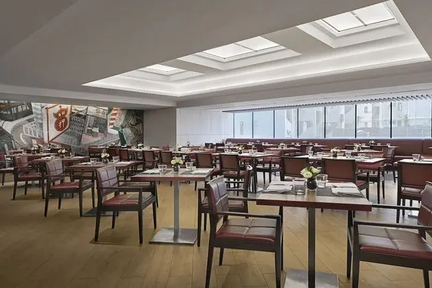 Courtyard by Marriott Hong Kong - Yerinde Yemek