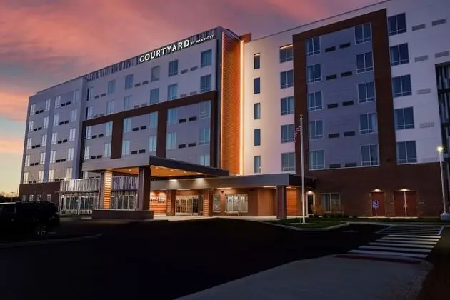 Courtyard by Marriott Indianapolis Fishers - Dış Mekan