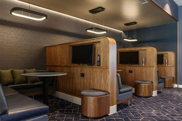 Courtyard by Marriott Indianapolis Fishers - Lobi