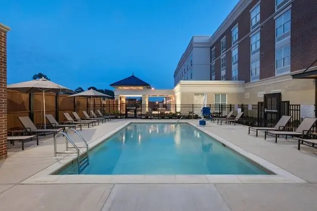 Courtyard by Marriott Jackson Madison