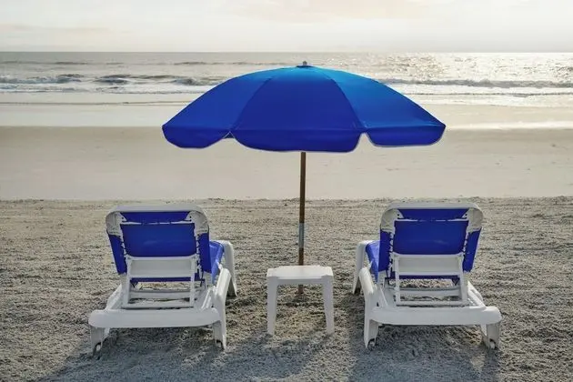 Courtyard by Marriott Jacksonville Beach Oceanfront - Plaj