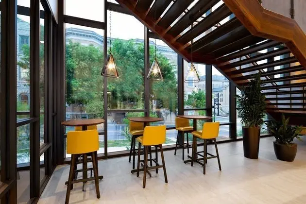 Courtyard by Marriott Knoxville Downtown - Yerinde Yemek