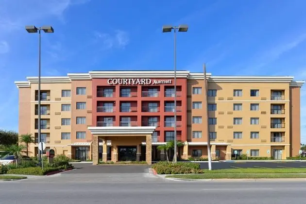 Courtyard Marriott Laredo - Dış Mekan
